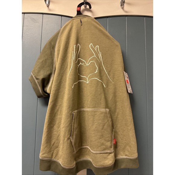 Reddy Dog T-Shirt Size XXL 25-27" Olive Green Color Heart Hands NWT - Picture 1 of 5